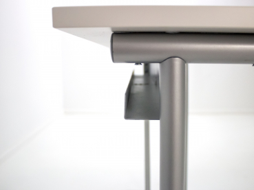 kerkmannl-start-up-schreibtisch-detai1